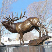 Life size landscaping metal craft bronze elk statue for garden ornament